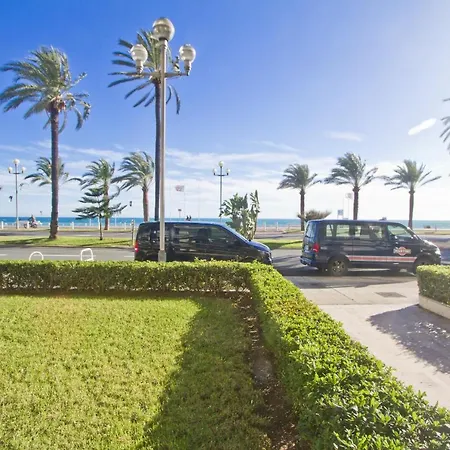 Apartment Garden Floor With Promenade Sea View *